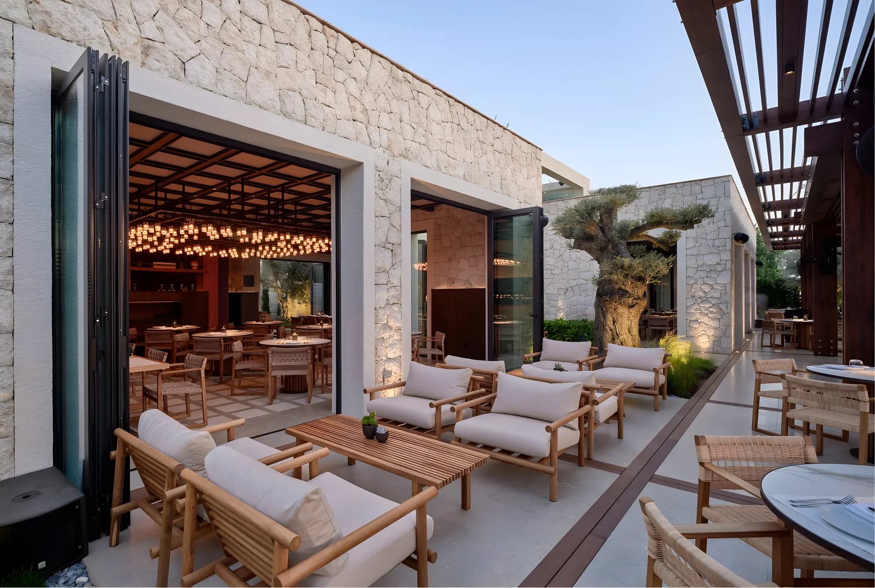Alma Restaurant