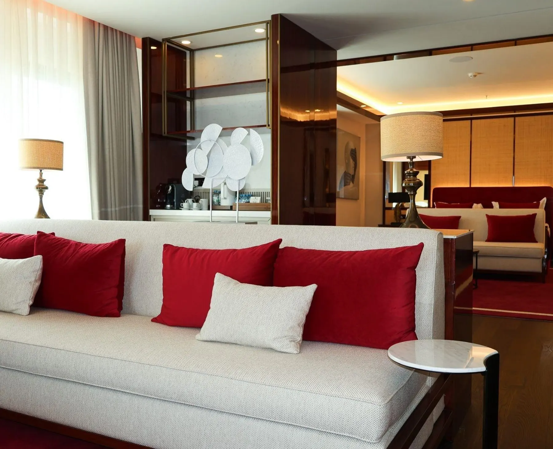Cratos Premium Hotel, image 3